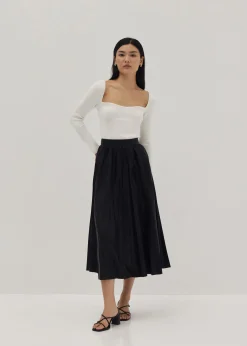Marga Sweetheart Knit Top