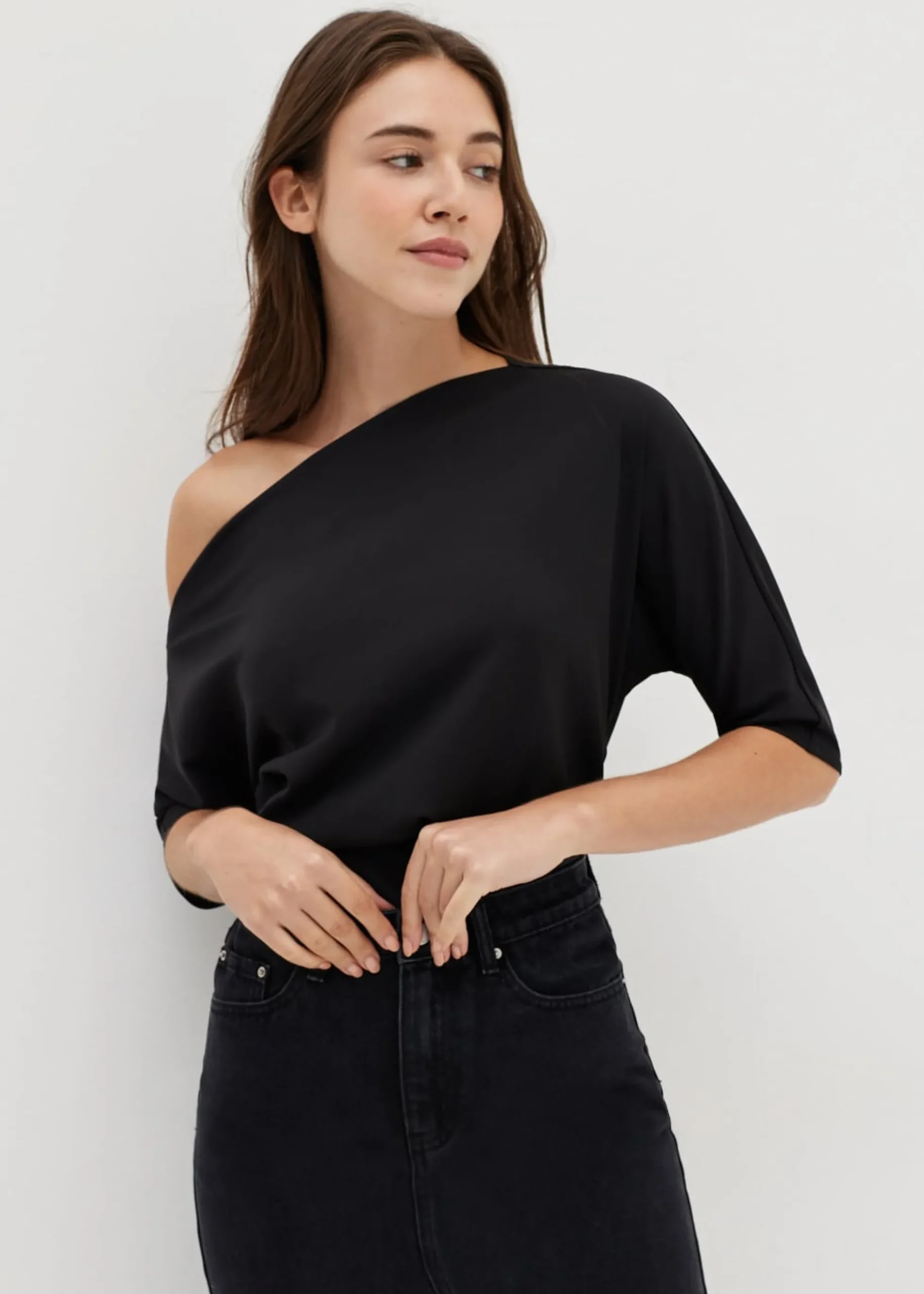 Melvie Relaxed Asymmetrical Top