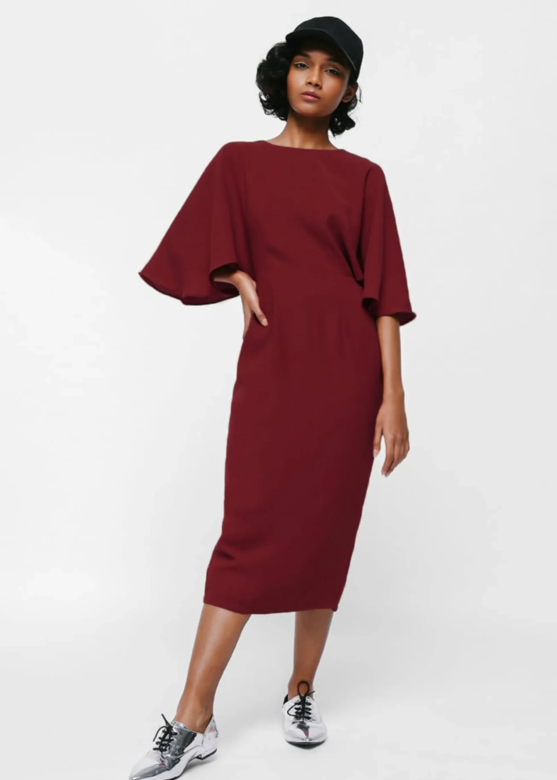 Merenia Cape Sleeve Midi Dress