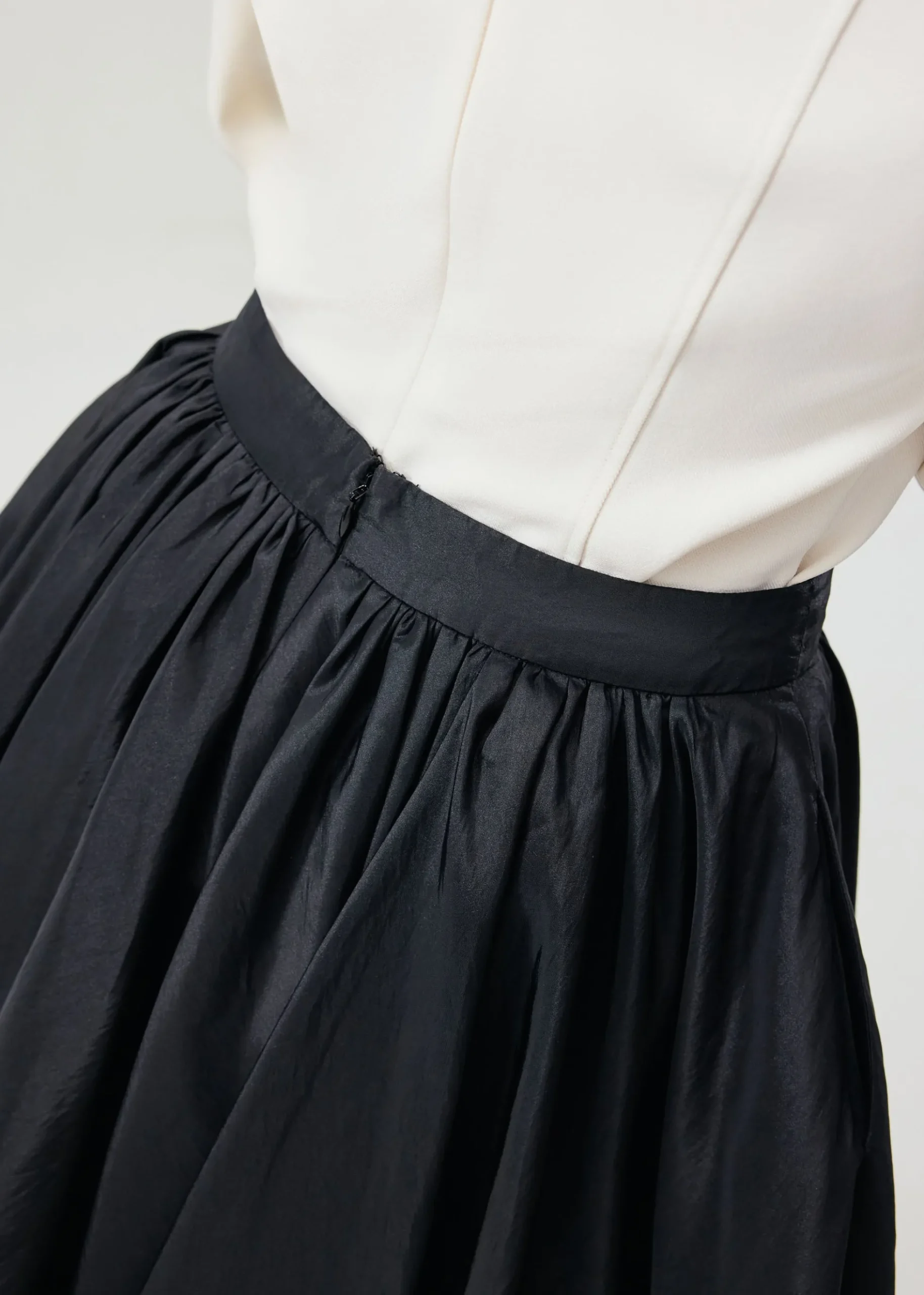 Mid Waist Bubble Midaxi Skirt