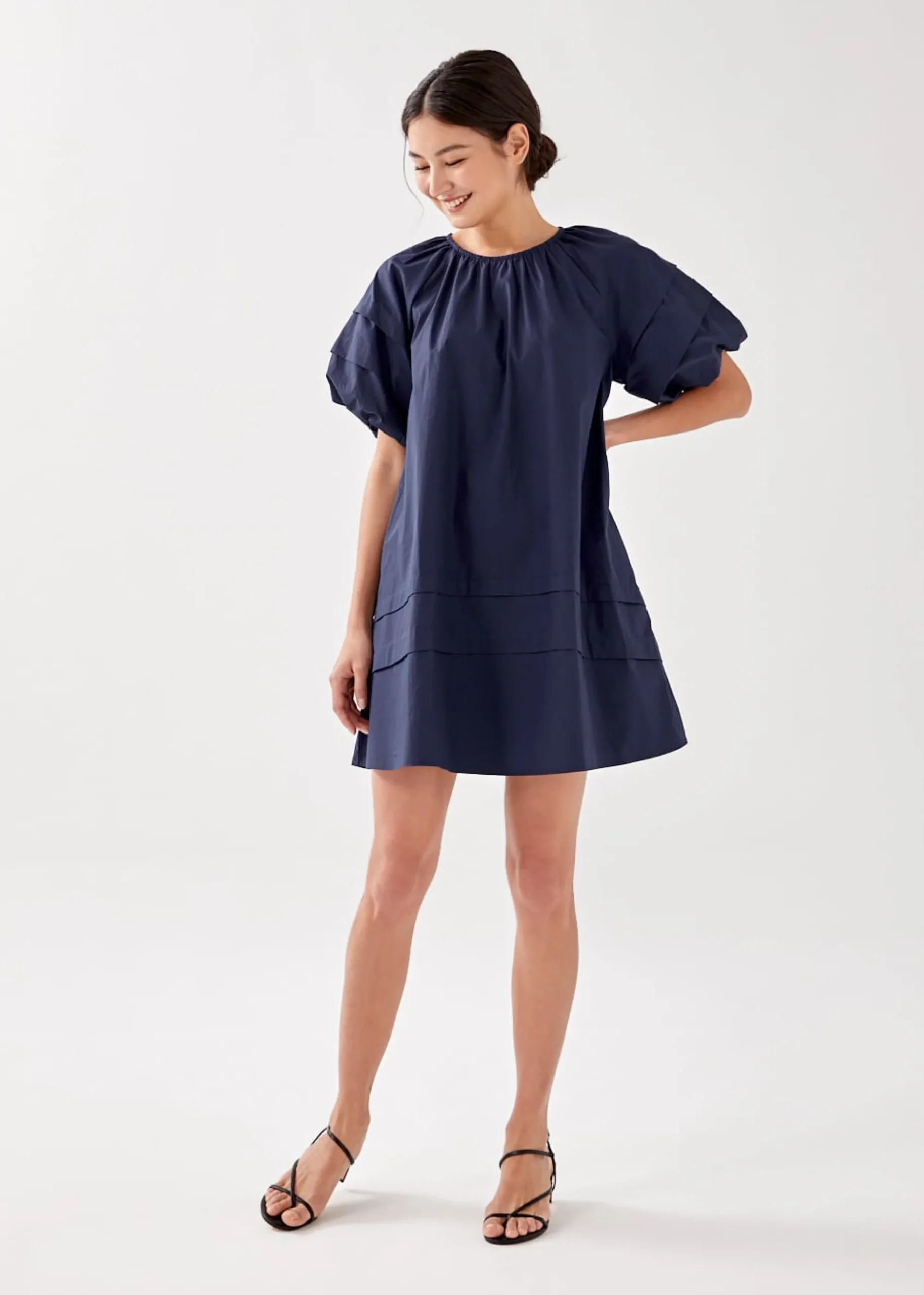 Mikay Puff Sleeve Trapeze Dress