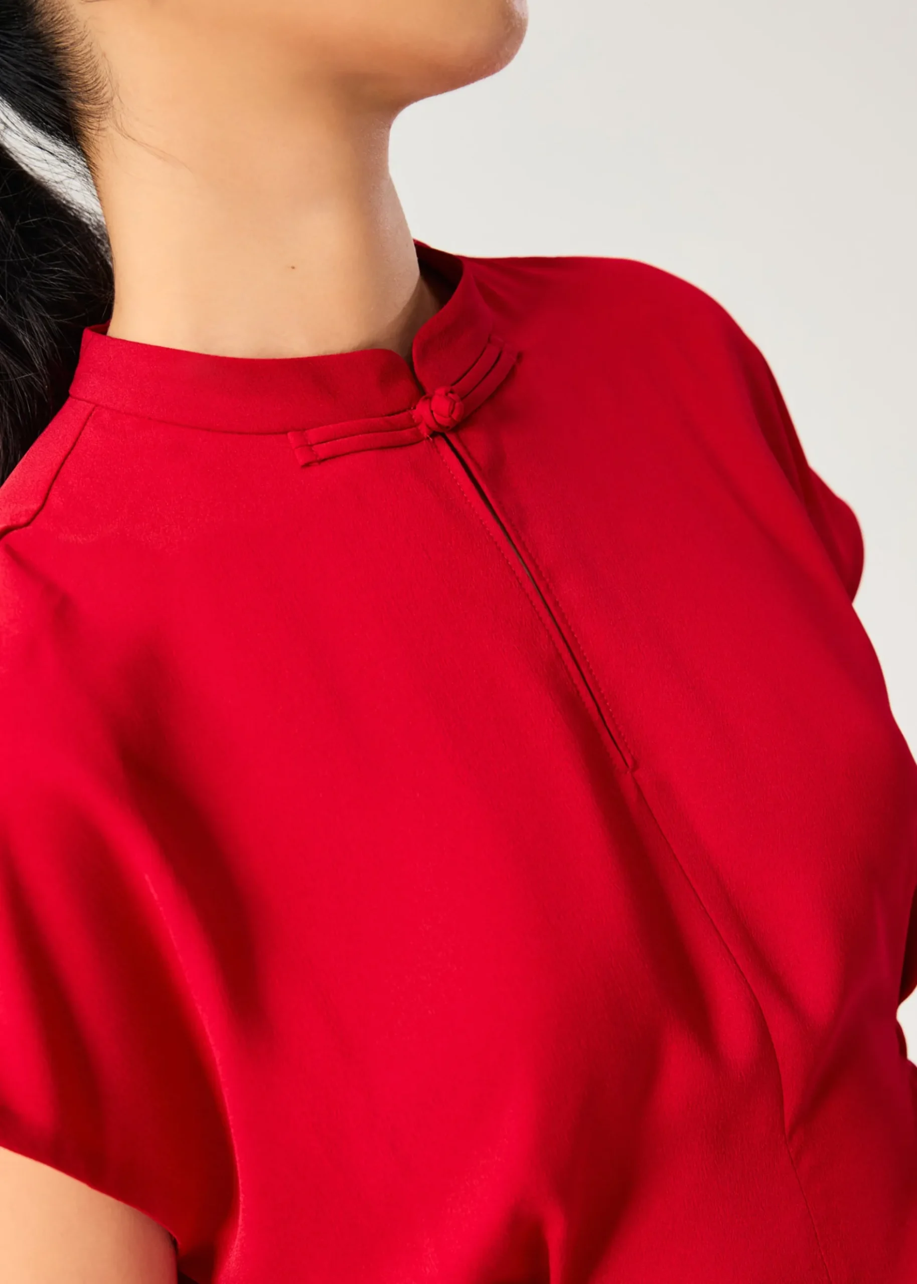 Ming Side Elastic Mandarin Collar Blouse