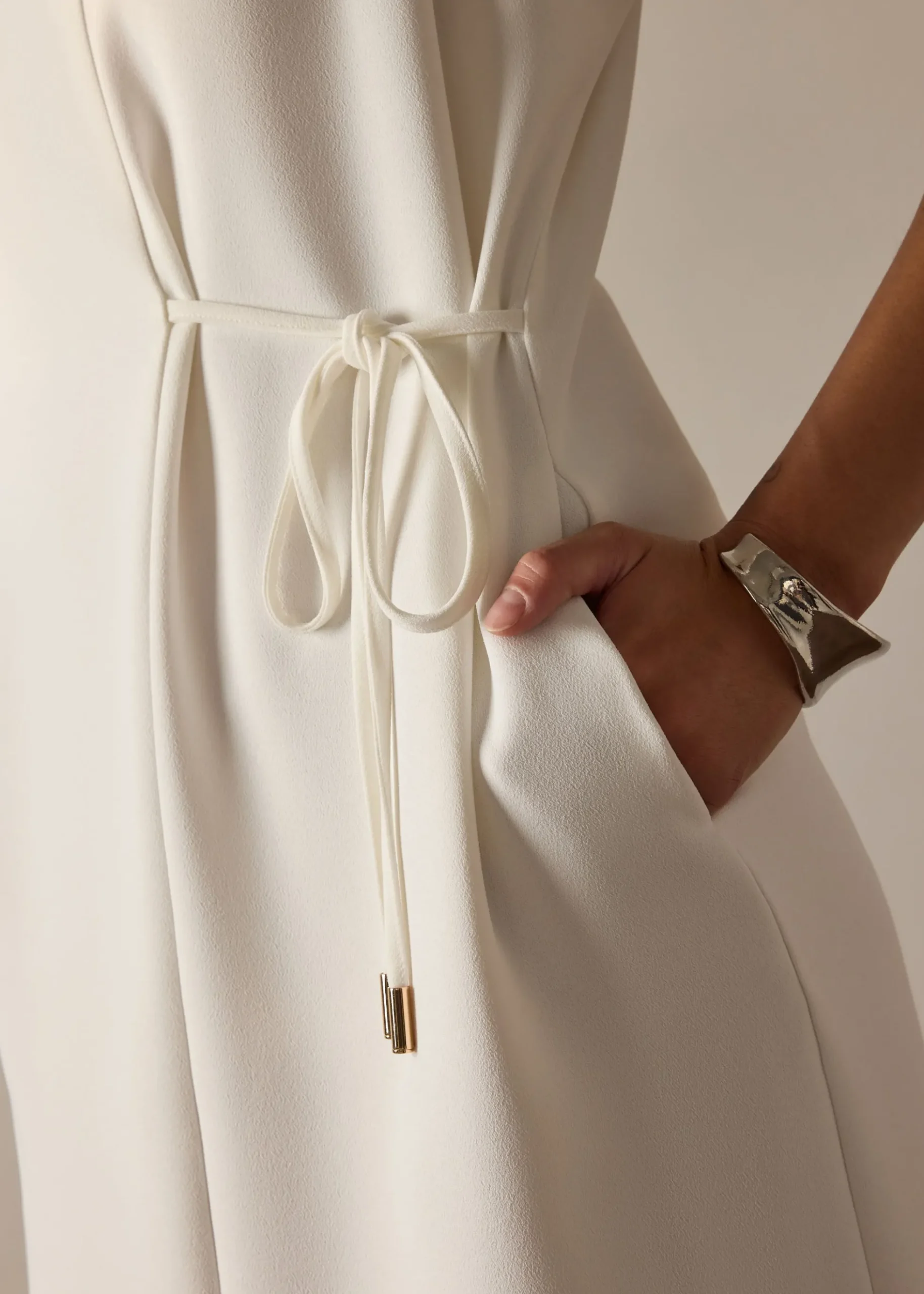 Namtan Crepe Boat Neck Column Midi Dress