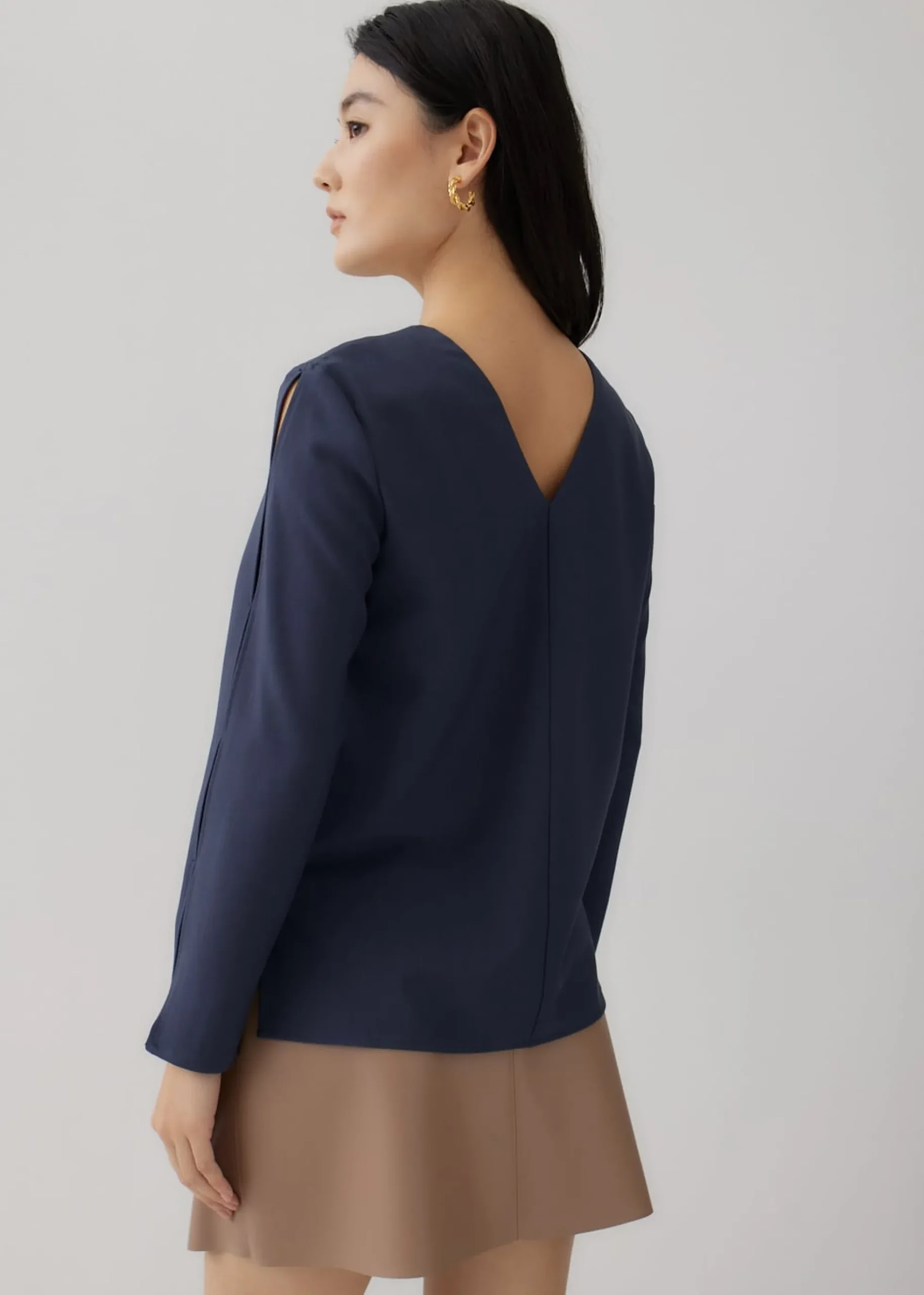 Nolana Round Neck Blouse