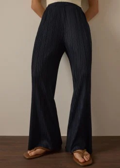 PETITE Leggy™ Liv Elastic Plisse Straight Leg Pants