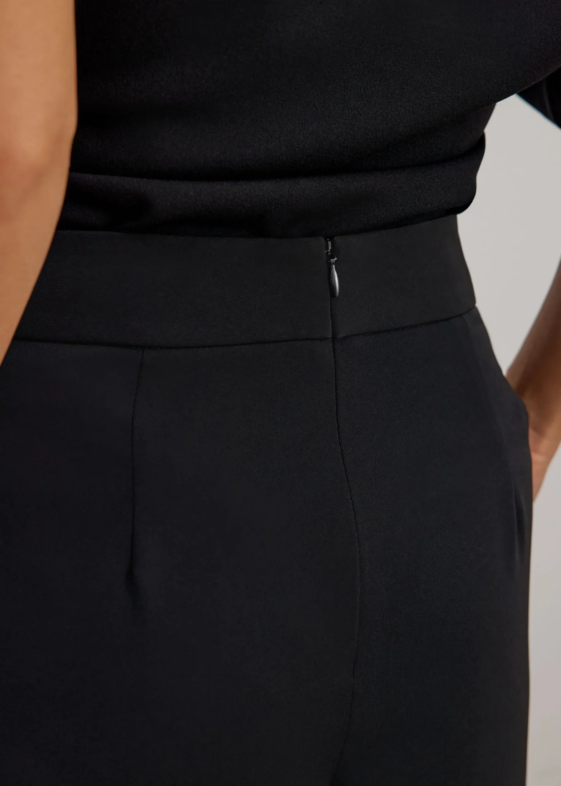 PETITE Leggy™ Moira Super High Waist Straight Leg Pants
