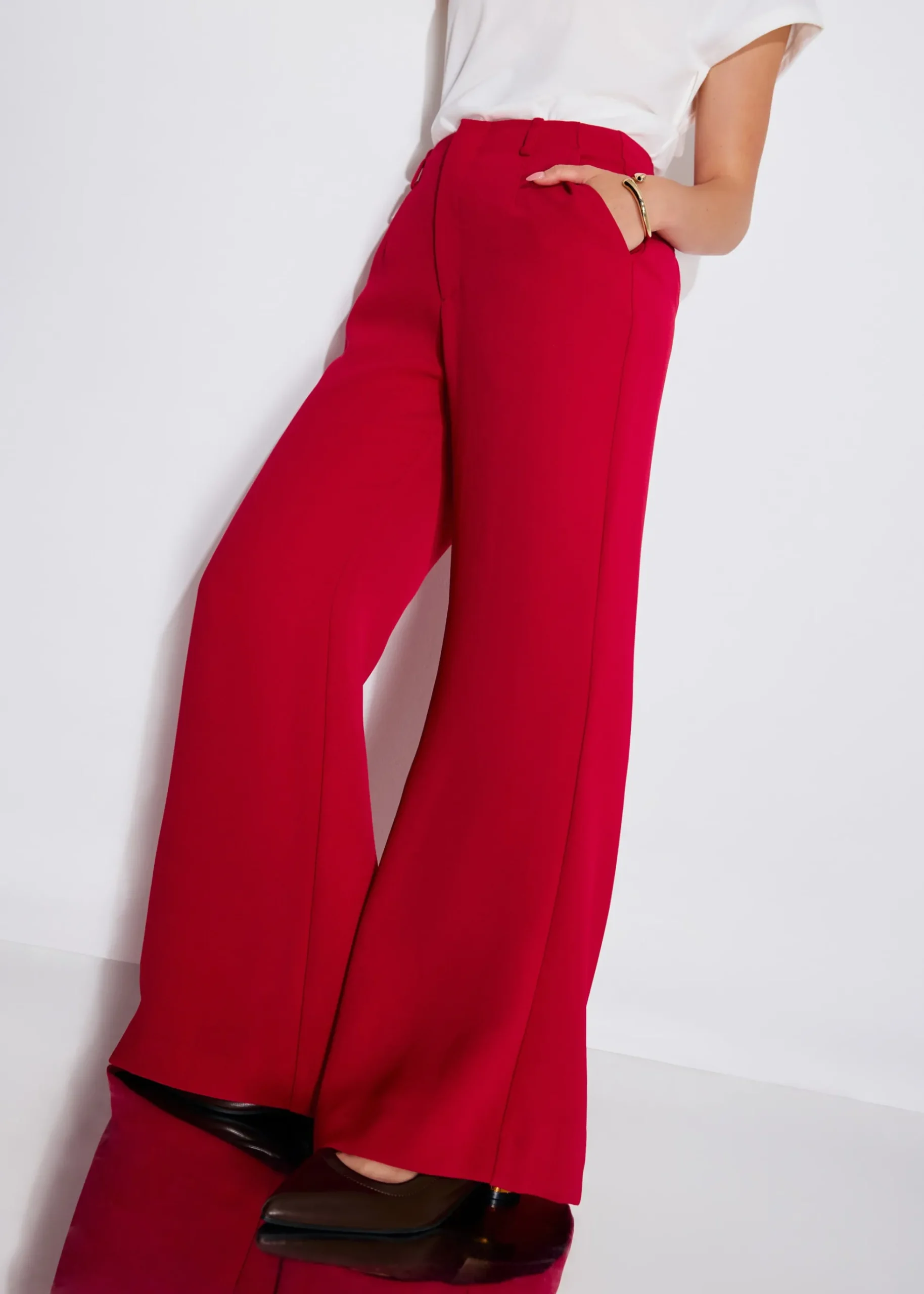 PETITE Leggy™ Pvara Crepe Kick Flare Pants