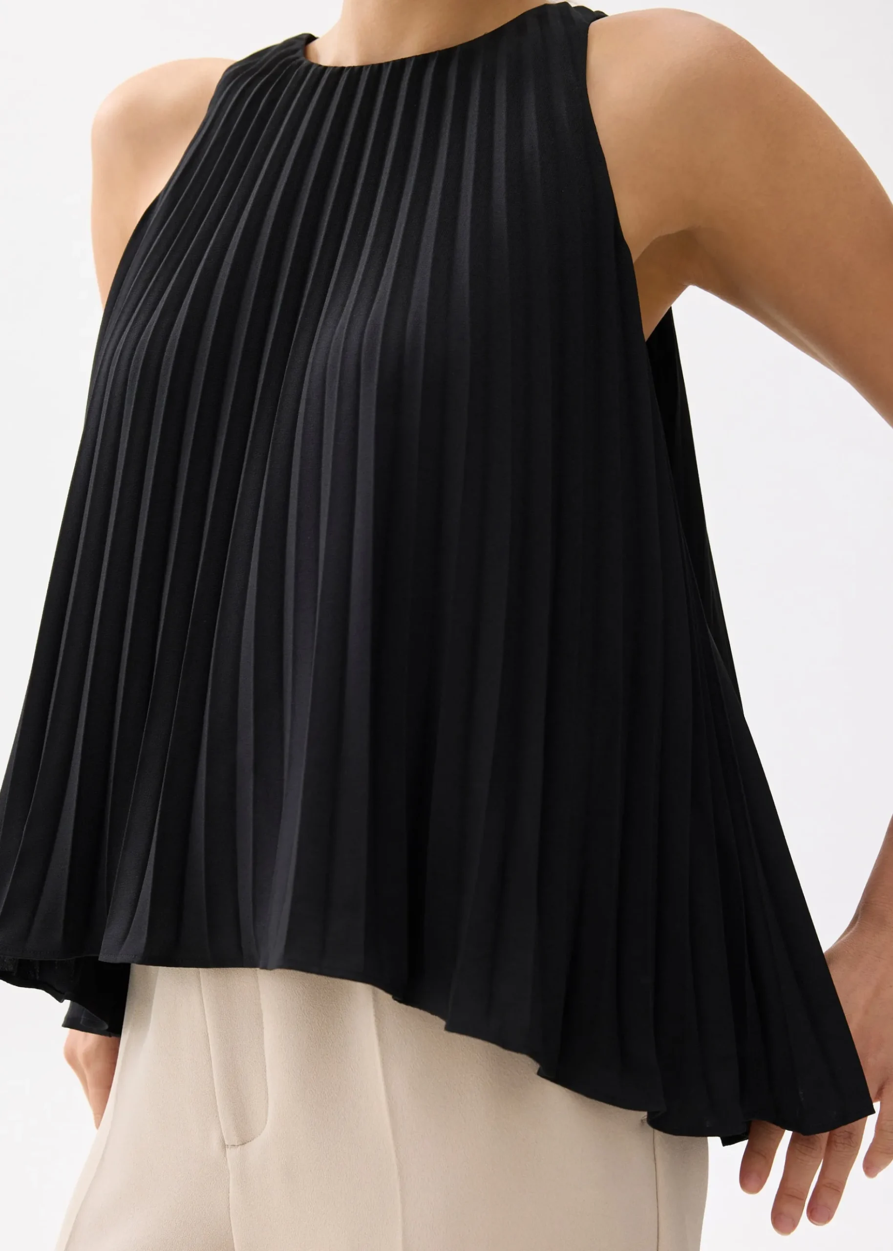 Pleated Round Neck Shell Top
