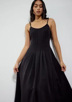 Pleated Scoop Neck Fit & Flare Midi Dress