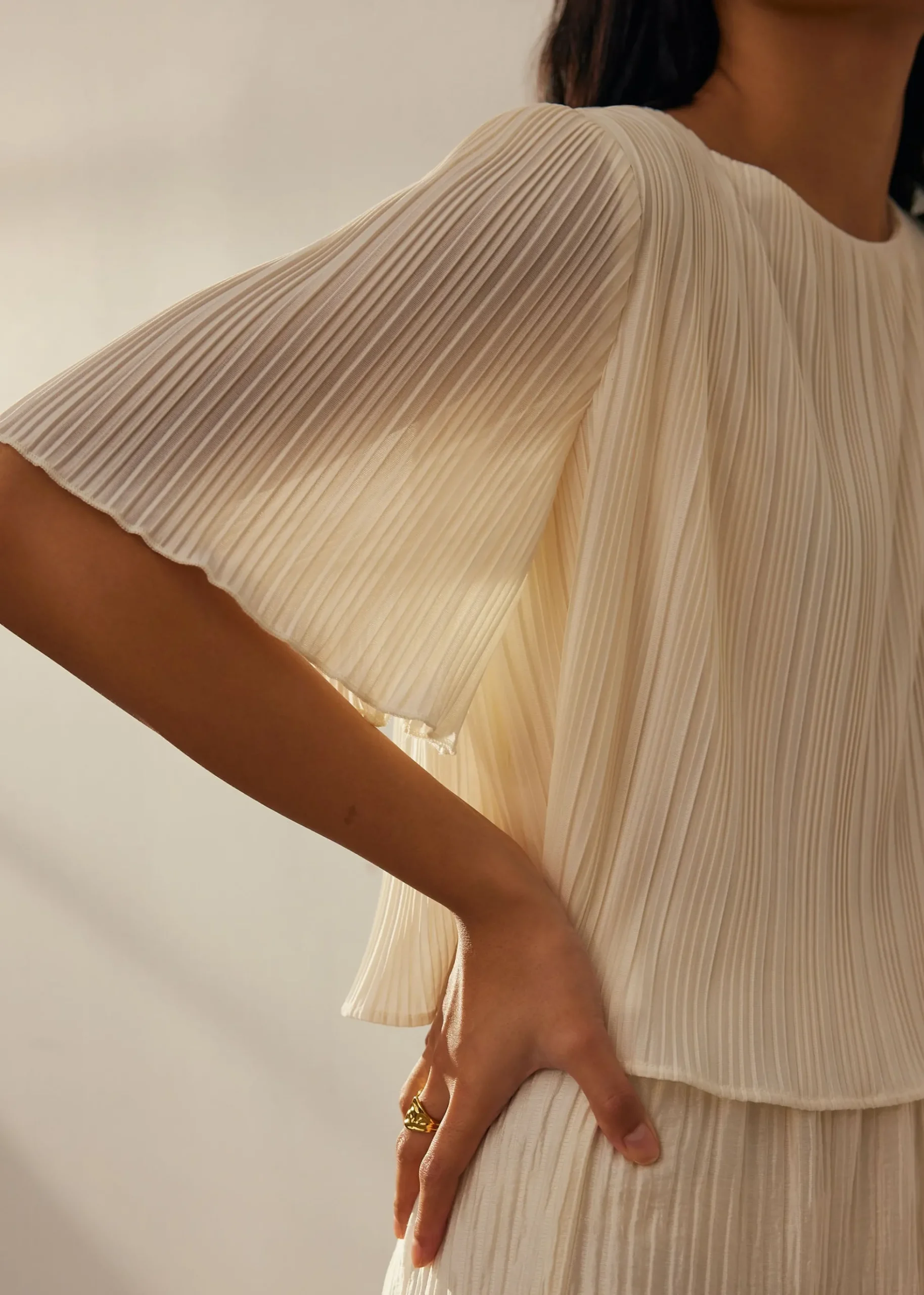 Plisse Crop Shell Top