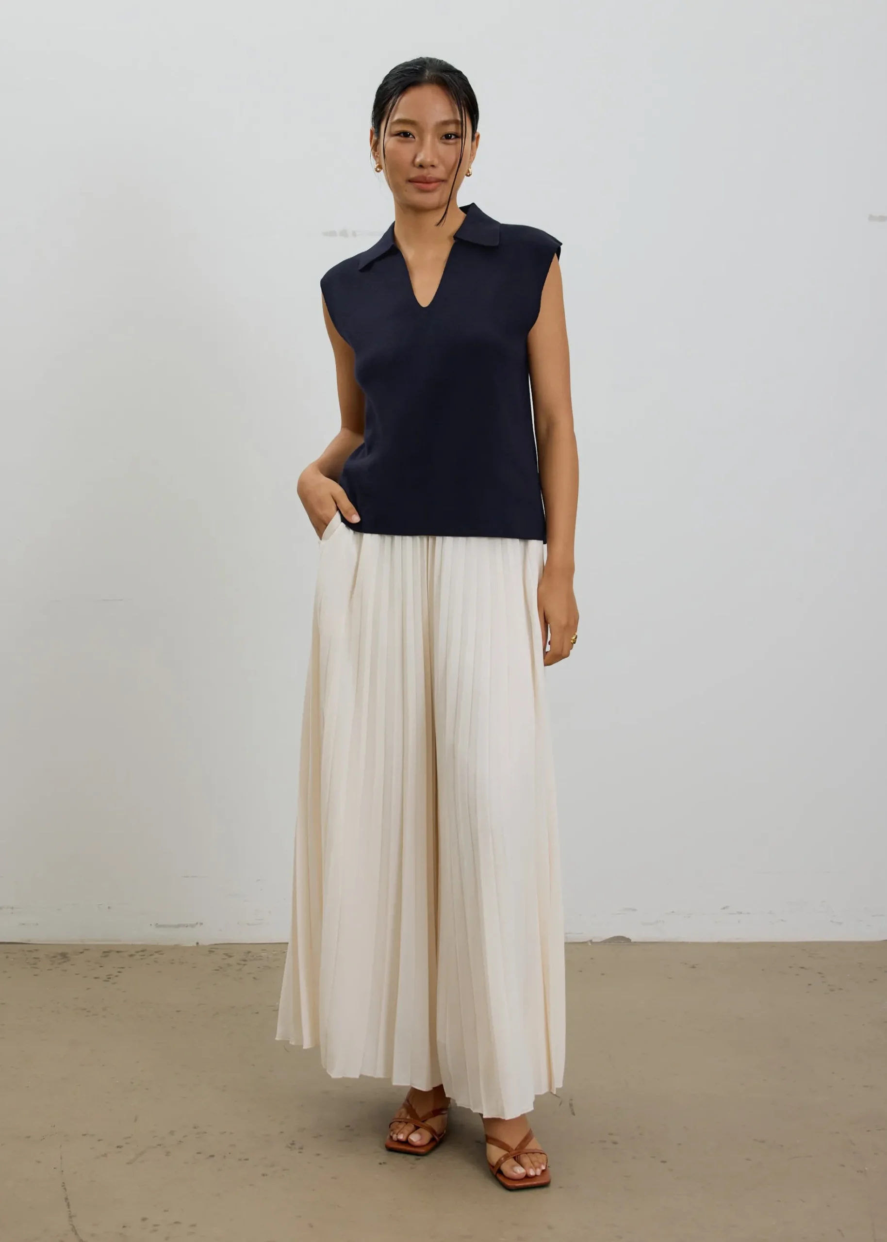 Relaxed Collared Knit Top