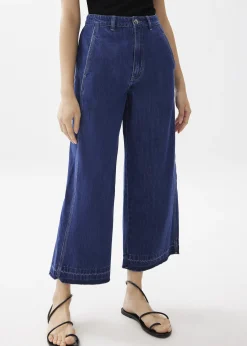 Relaxed Denim Wide Leg Jeans