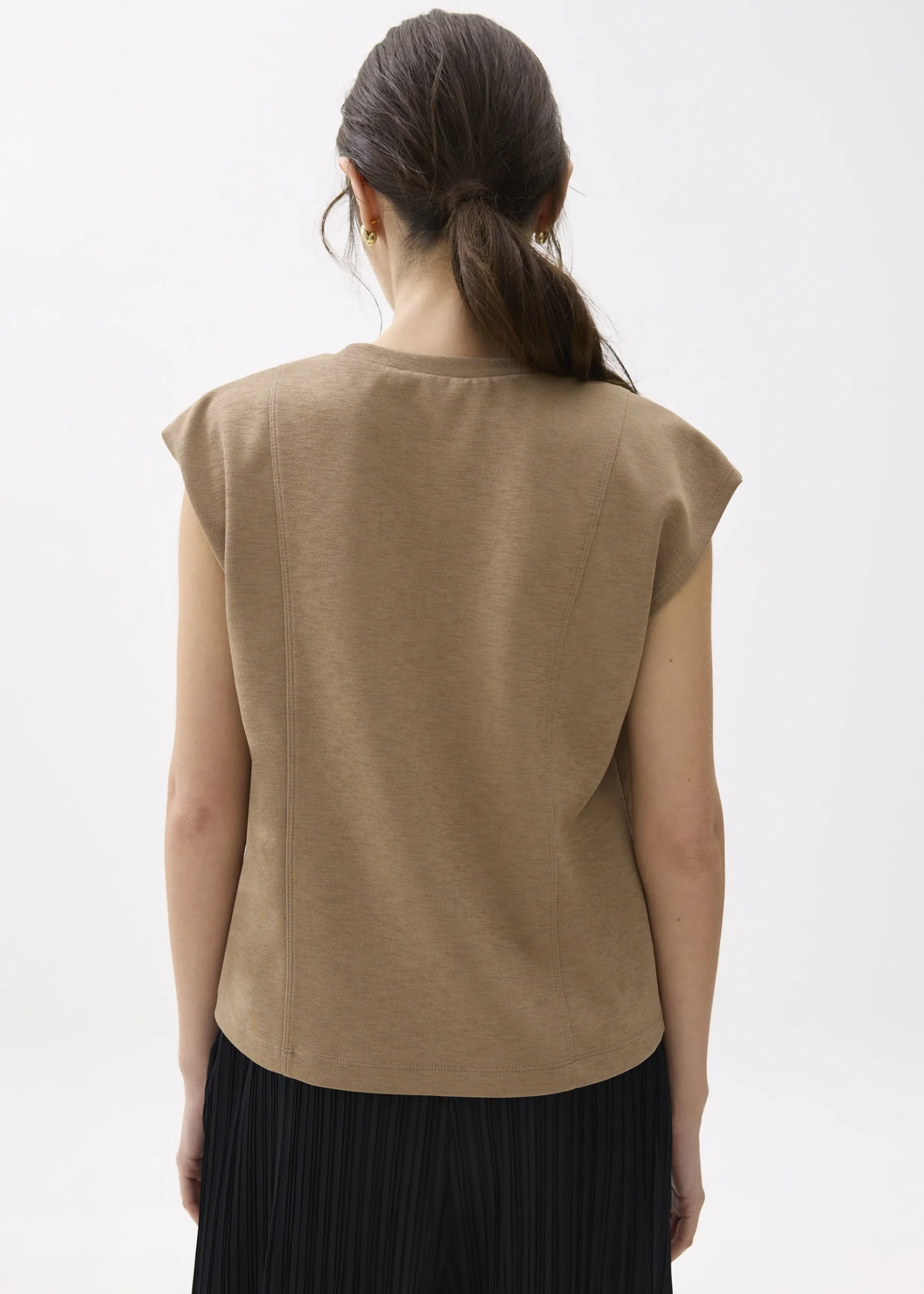 Relaxed Round Neck Boxy Tee