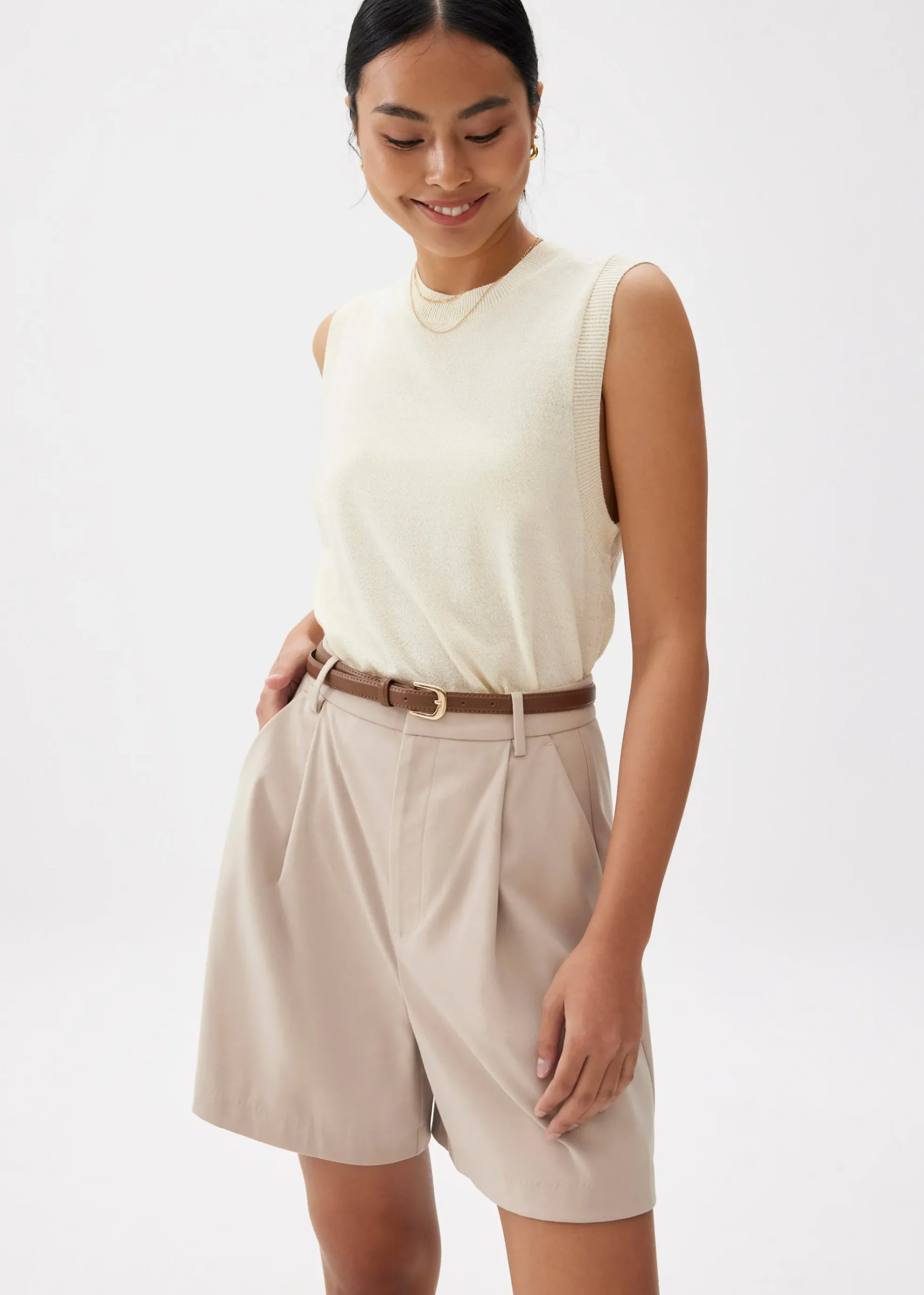 Relaxed Round Neck Knit Tank Top