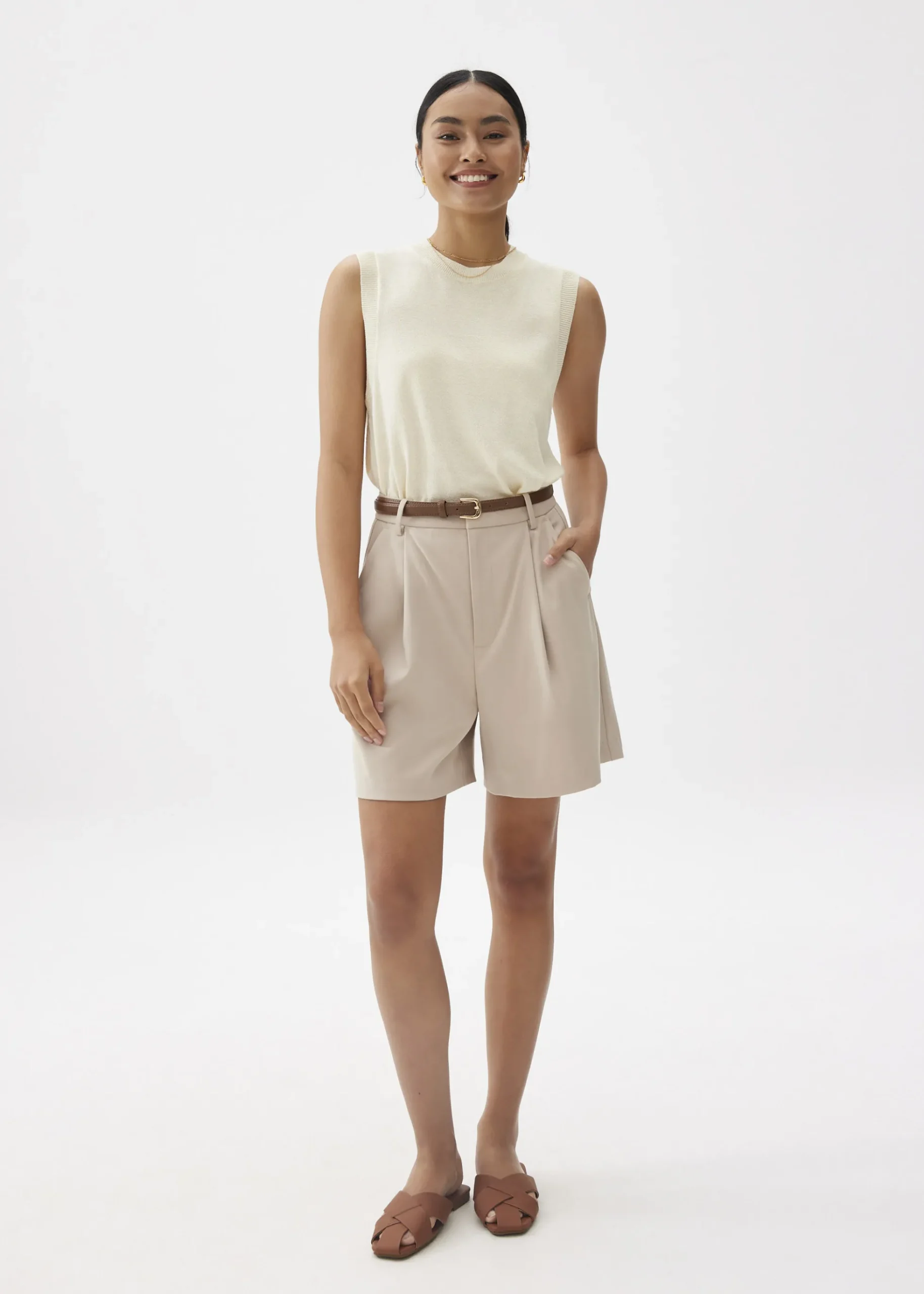 Relaxed Round Neck Knit Tank Top