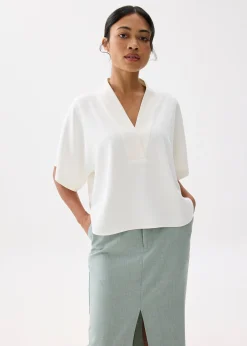 Relaxed V-neck Kimono Blouse
