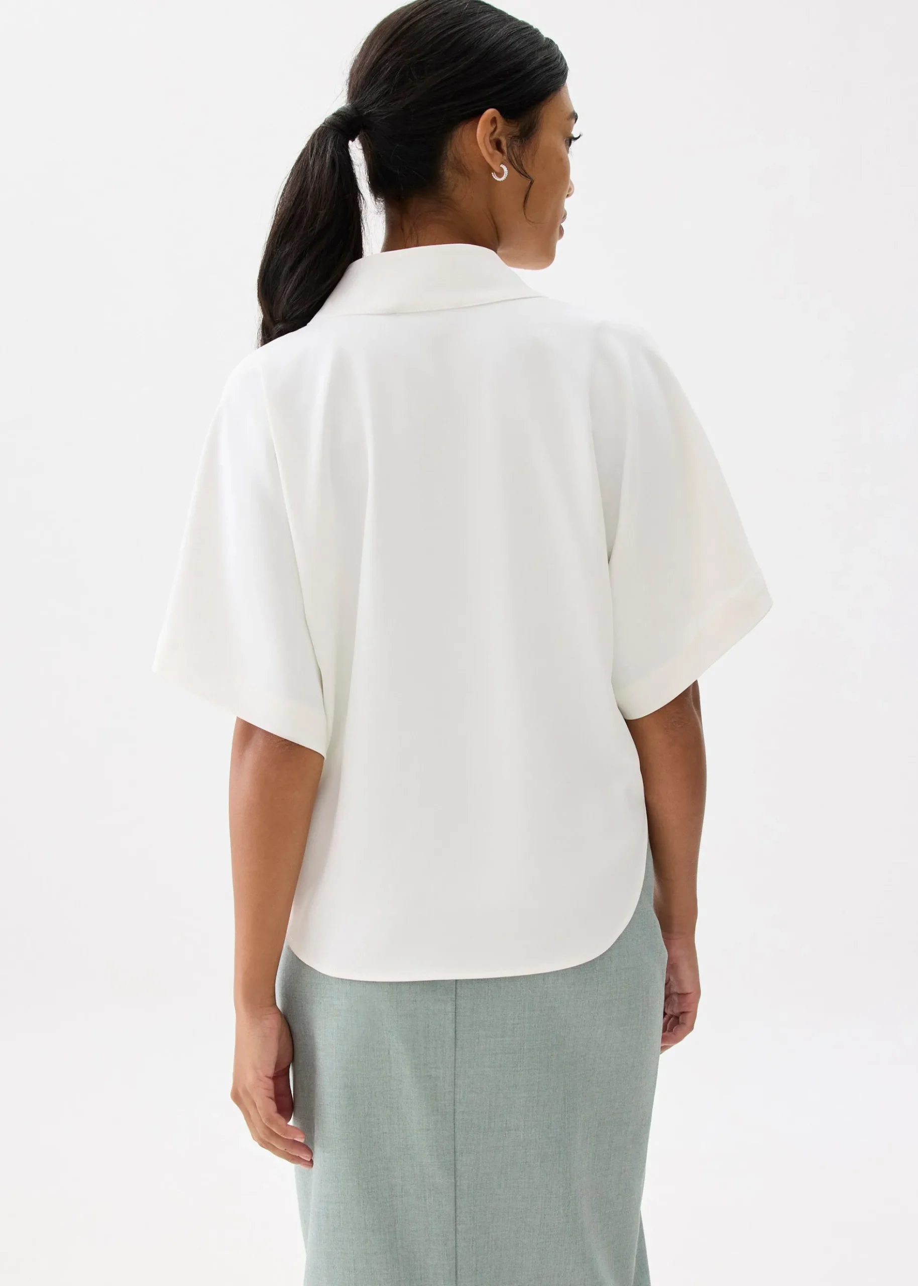 Relaxed V-neck Kimono Blouse