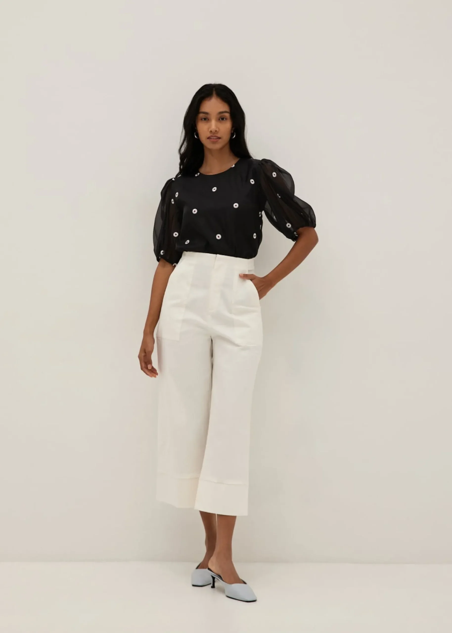 Salma Embroidered Organza Lace Top