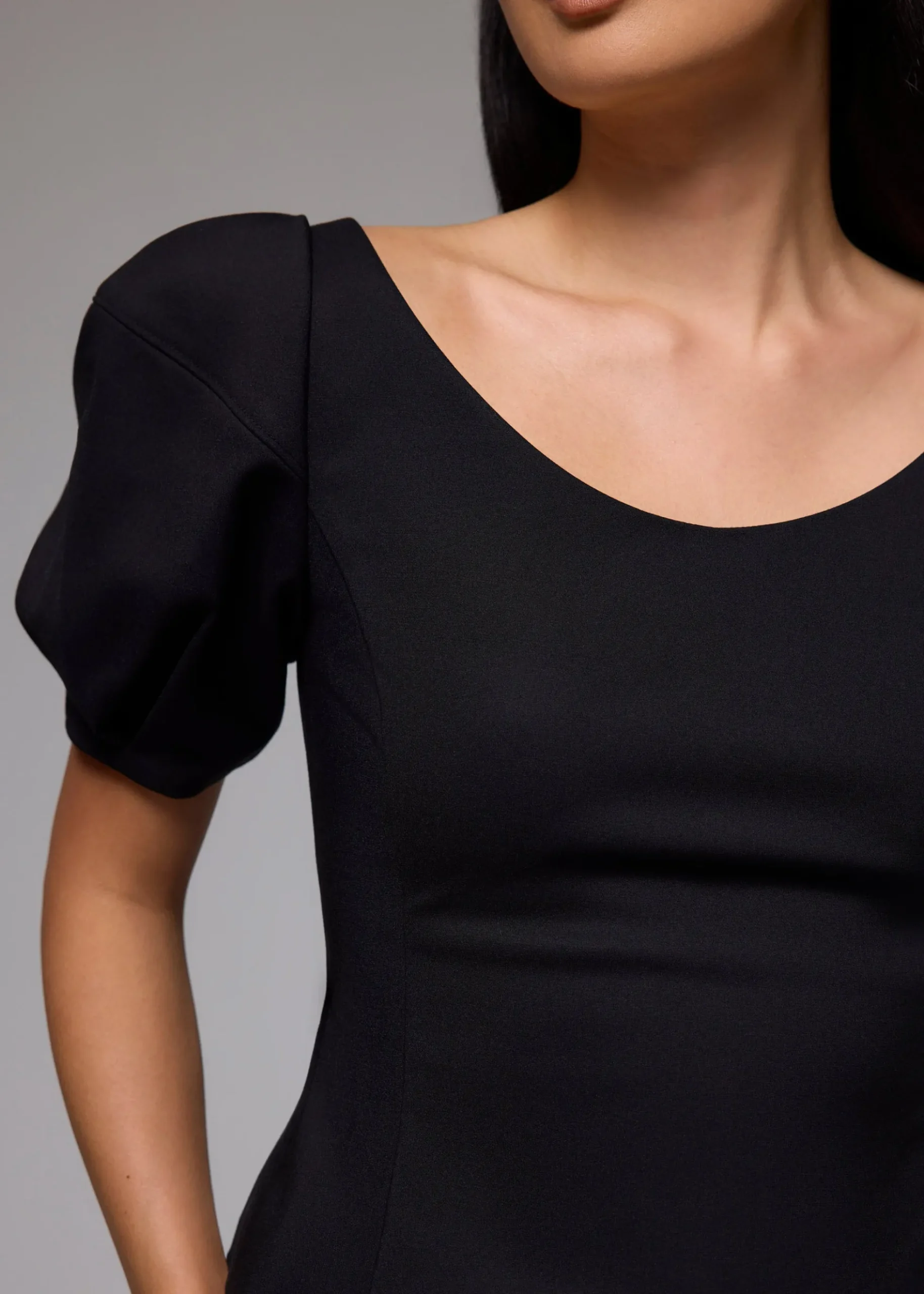 Scoop Neck Fitted Puff Sleeve Top