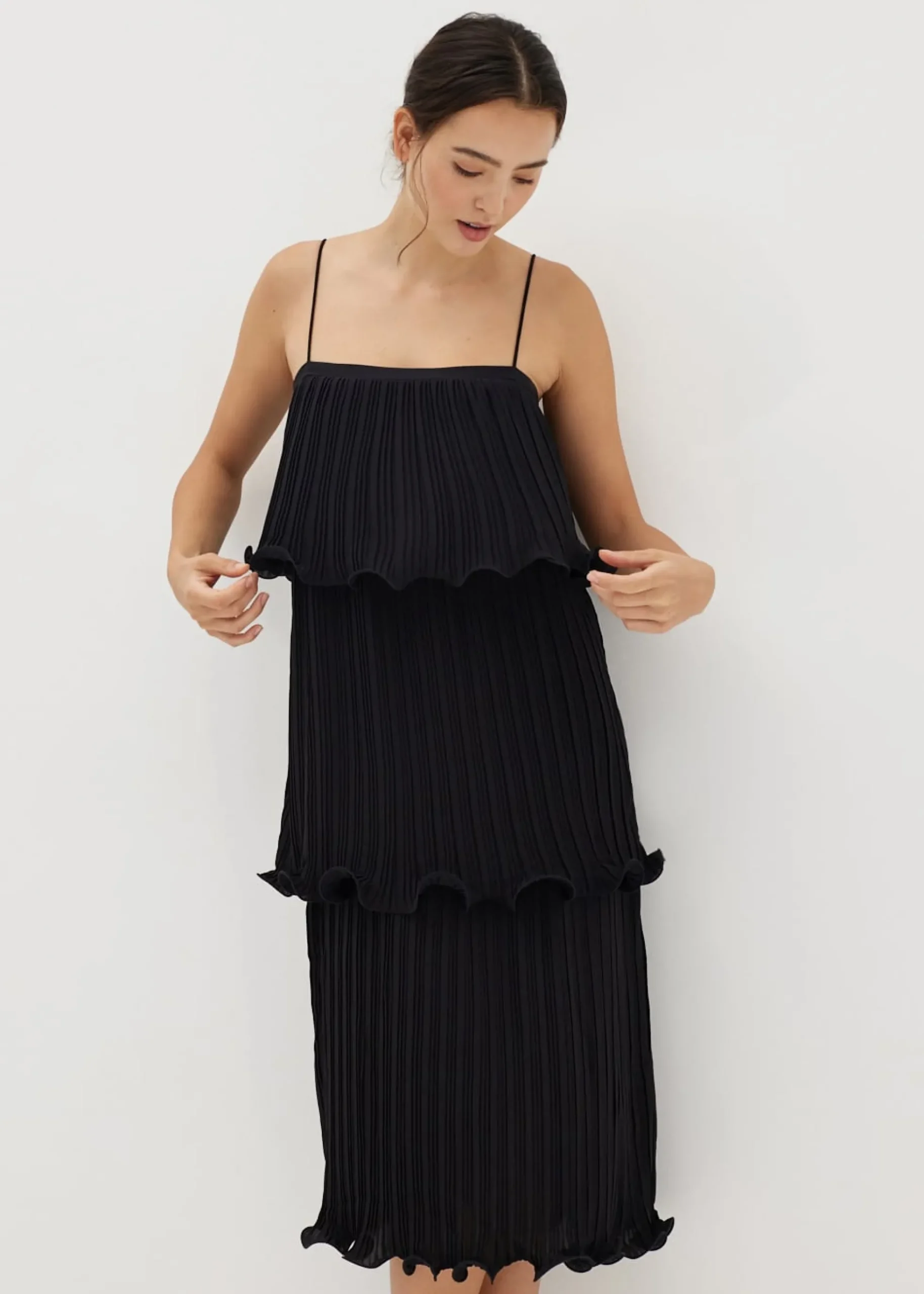 Taela Pleated Tiered Dress