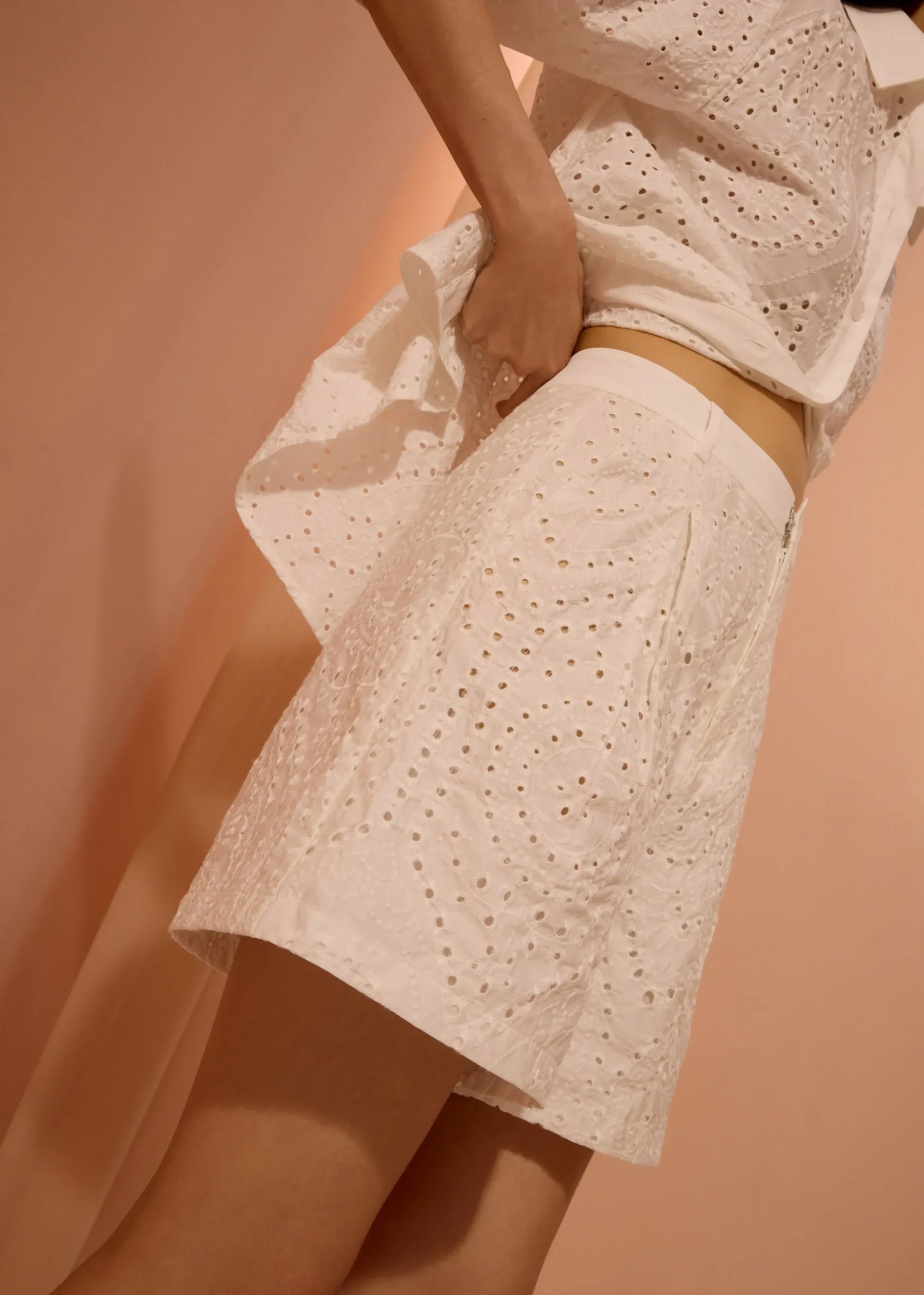 Tailored Bermuda Shorts in Soft Breeze Broderie