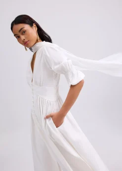 V-neck Puff Sleeve Fit & Flare Midaxi Dress in Garden City Blooms