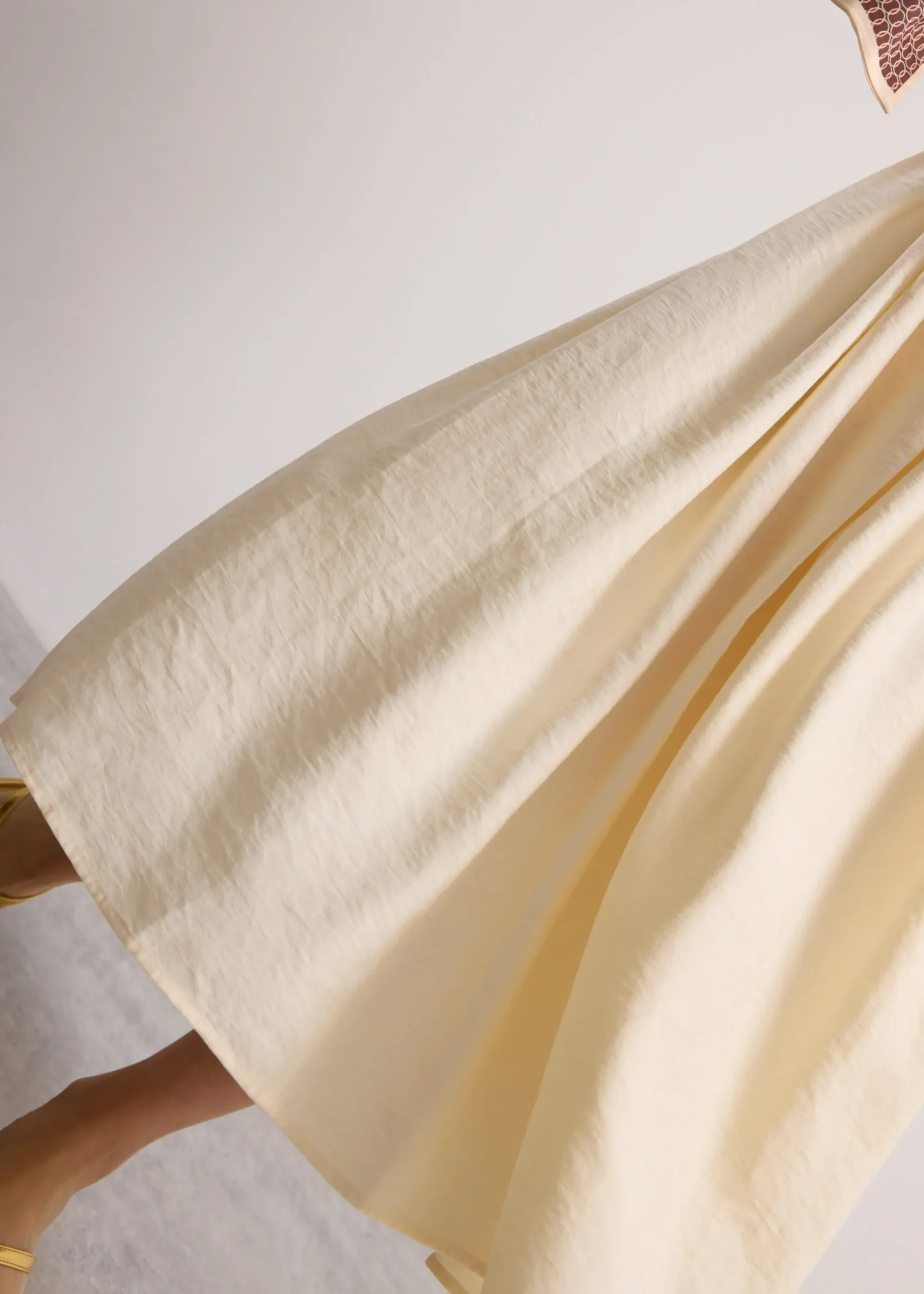 V-Neck Puff Sleeve Fit & Flare Midaxi Dress