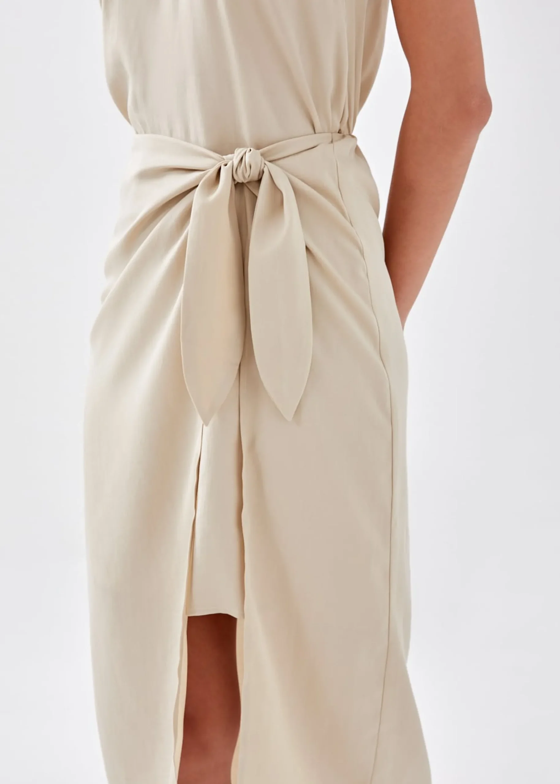 Wavie Front Tie Knot Dress