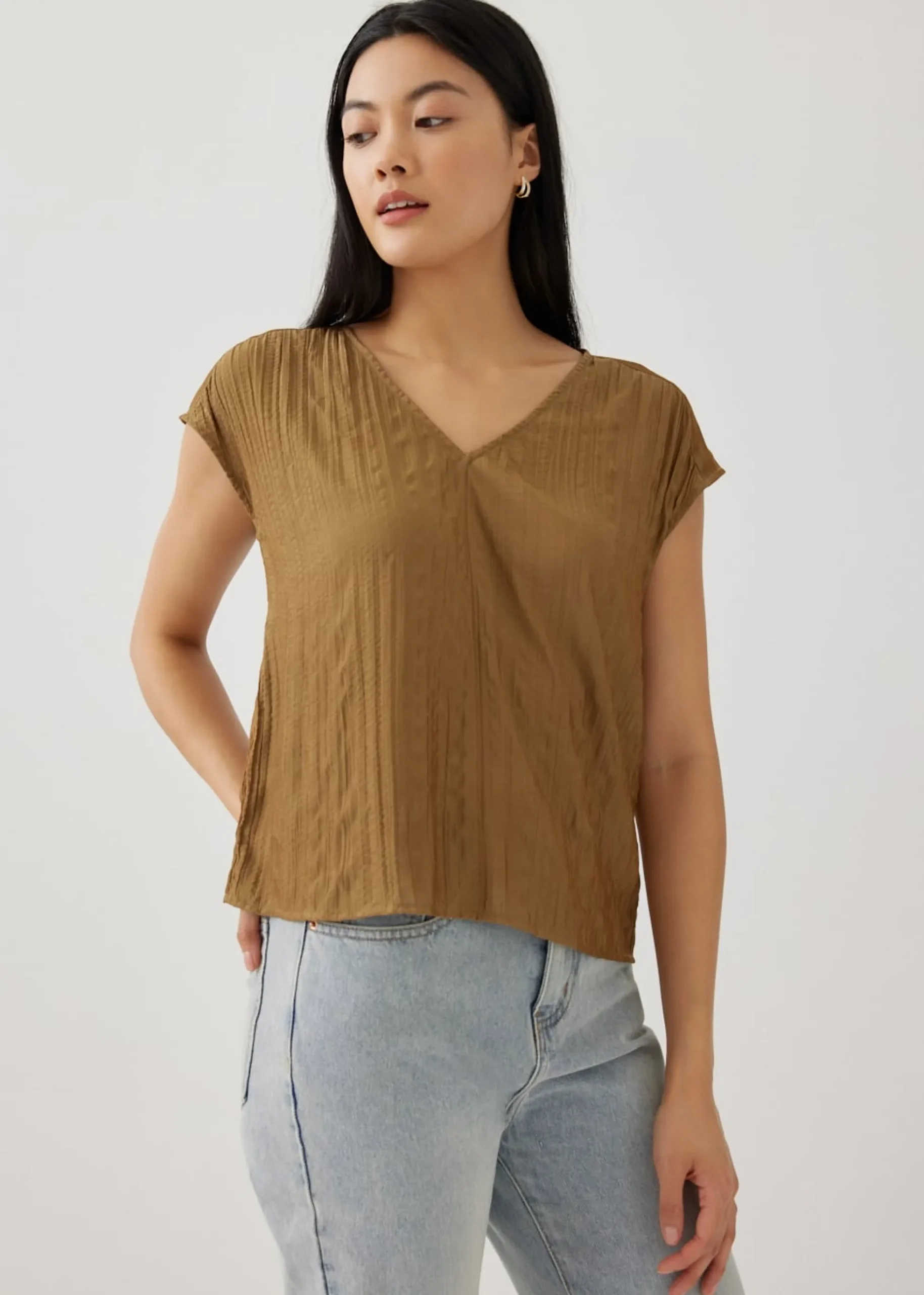 Yasmin Textured Shell Top